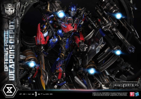 Museum Masterline Transformers: Dark of the Moon (Film) Optimus Prime Weapons Depot 6