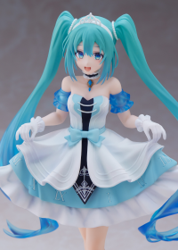 Hatsune Miku Wonderland Figure - Cinderella 3