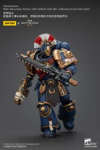 JOYTOY Ultramarines Relic Secundus Armour with Artificer bolt rifle, chainsword and bolt pistol - Warhammer 40K - photo 8