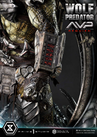 Real Elite Masterline Aliens vs. Predator: Requiem Wolf Predator 70