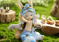 TAITO Made in Abyss: The Golden City of the Scorching Sun Desktop Cute Figure - Nanachi (Mealtime ver.) - Made in Abyss - photo 3