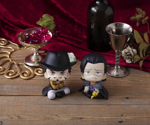 Lookup ONE PIECE Dracule Mihawk＆Crocodile set【with gift】