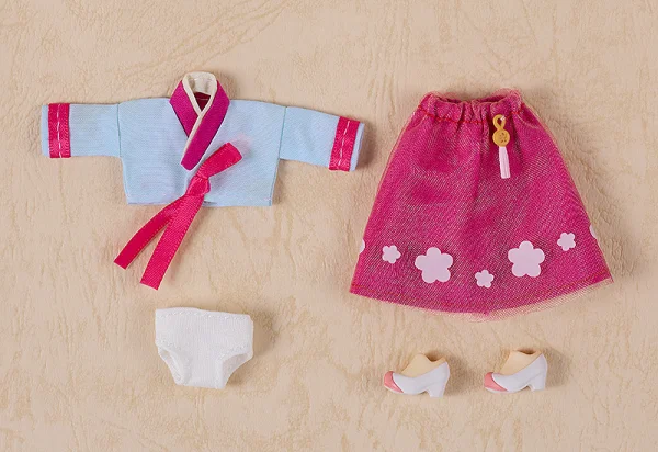 GOOD SMILE COMPANY Nendoroid Doll Outfit Set: World Tour Korea - Girl (Pink) - Figure Accessories