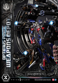 Museum Masterline Transformers: Dark of the Moon (Film) Optimus Prime Weapons Depot 23