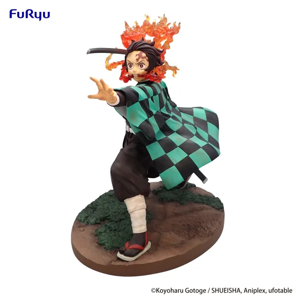 FuRyu Demon Slayer: Kimetsu no Yaiba　Exceed Creative Figure -Kamado Tanjiro- - Demon Slayer: Kimetsu no Yaiba