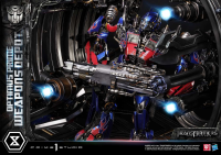 Museum Masterline Transformers: Dark of the Moon (Film) Optimus Prime Weapons Depot Bonus Version 2