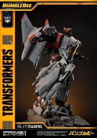 Museum Masterline Transformers: Bumblebee (Film) Blitzwing EX Version 23