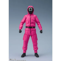 Masked Worker/Masked Manager Netflix Squid Game, Bandai Spirits S.H.Figuarts 7