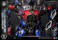 Museum Masterline Transformers: Dark of the Moon (Film) Optimus Prime Weapons Depot 51