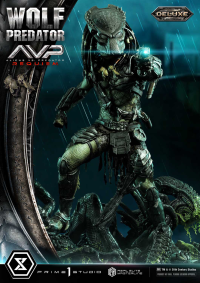 Real Elite Masterline Aliens vs. Predator: Requiem Wolf Predator DX Bonus Version 37