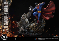 Ultimate Museum Masterline Superman (Comics) Superman VS Doomsday (Concept By Jason Fabok) Deluxe Version 17