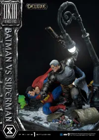 Prime 1 Studio Ultimate Diorama Masterline Batman:The Dark Knight Returns (Comics) Batman versus Superman Deluxe Version - DC Comics - photo 84