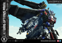 Museum Masterline Transformers: Dark of the Moon (Film) Jetwing Optimus Prime Bonus Version 52