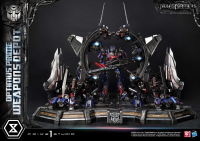 Museum Masterline Transformers: Dark of the Moon (Film) Optimus Prime Weapons Depot Bonus Version 36