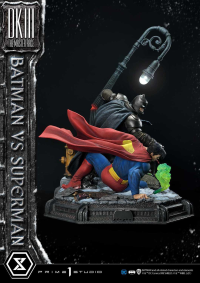 Ultimate Diorama Masterline Batman:The Dark Knight Returns (Comics) Batman versus Superman DX Bonus Version 5