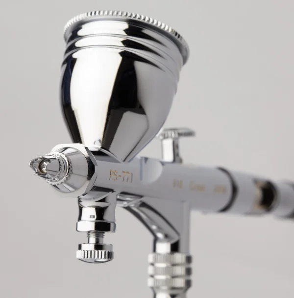 GSI Creos MR.AIRBRUSH CUSTOM GRADE 018 DOUBLE ACTION (0.18mm) - Airbrushes