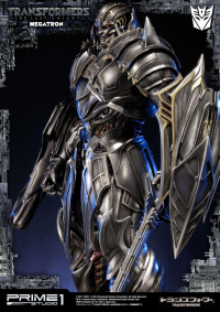 Museum Masterline Transformers: The Last Knight (Film) Megatron 13