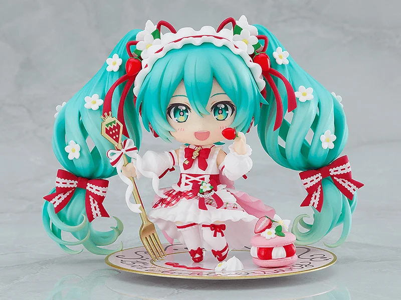 GOOD SMILE COMPANY Nendoroid Hatsune Miku: 15th Anniversary Ver. - Hatsune Miku