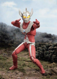 ULTRAMAN TARO  "ULTRAMAN", TAMASHII NATIONS S.H.Figuarts 5