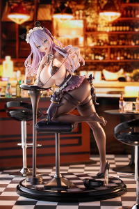 Maids of House MB, Mia 4