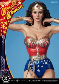 Prime 1 Studio Museum Masterline Wonder Woman 1975 (TV Series) Wonder Woman Bonus Version - DC Comics - photo 4