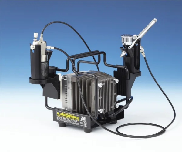GSI Creos Mr. Linear Compressor L5 / PS-274 Airbrush Set - Airbrushes