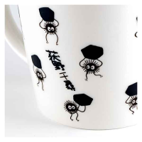 Mysterious Color Changing Teacup Mug with No Face and Soots 3