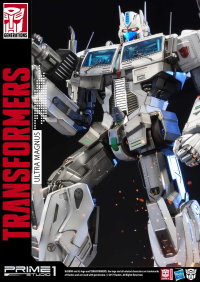 Premium Masterline Transformers: Generation 1 Ultra Magnus 20
