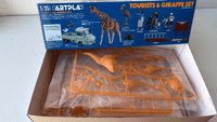 [KAIYODO] [UNPAINTED] ARTPLA tourists and giraffe set 9